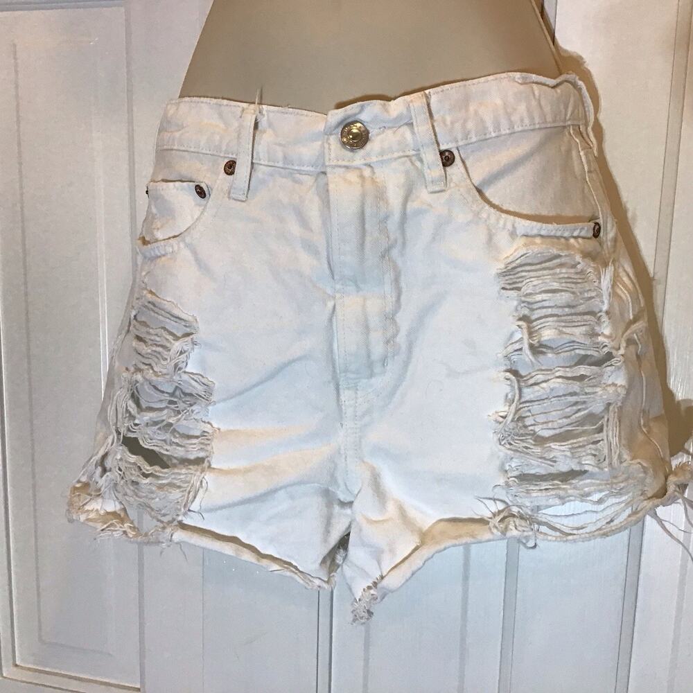 American Eagle Women White 90s Boyfriend High Rise Sz 4 Shorts Western Coquette